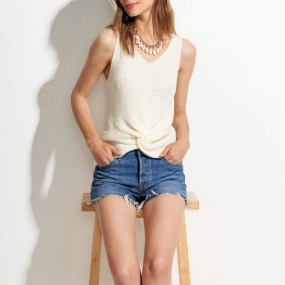 La Miel CREAM KNOTTED SWEATER TANK - Picture 2 of 5